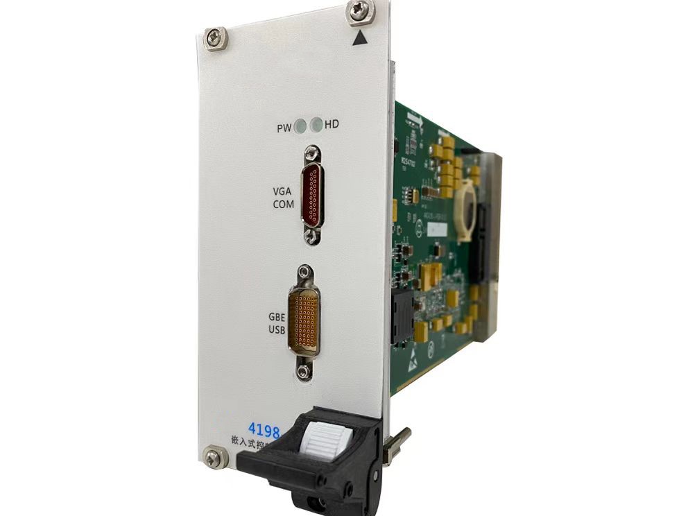  XC-4198-G， 龙芯3A3000CPU、4G内存、512G固态存储